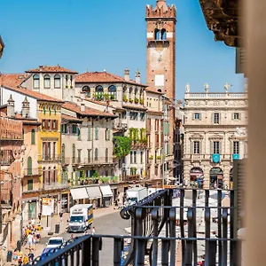  Appartamento Hoomee Piazza Erbe Italia
